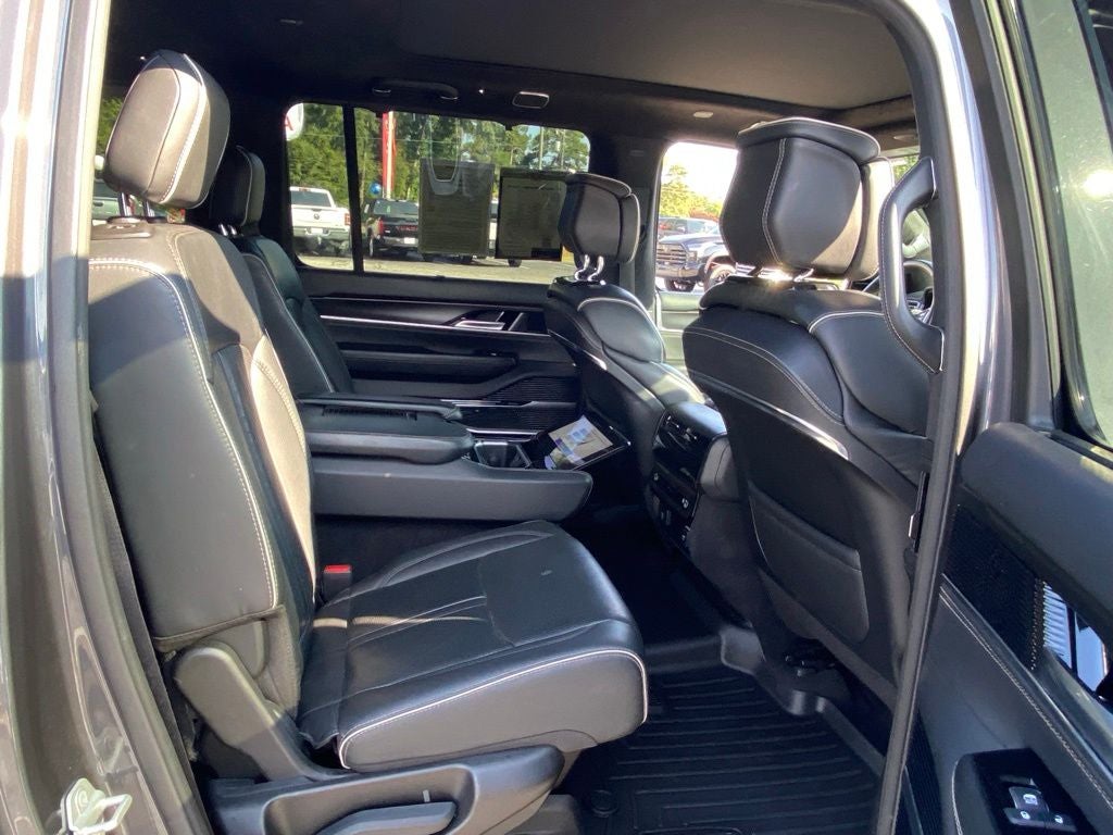 2024 Jeep Grand Wagoneer L Series II