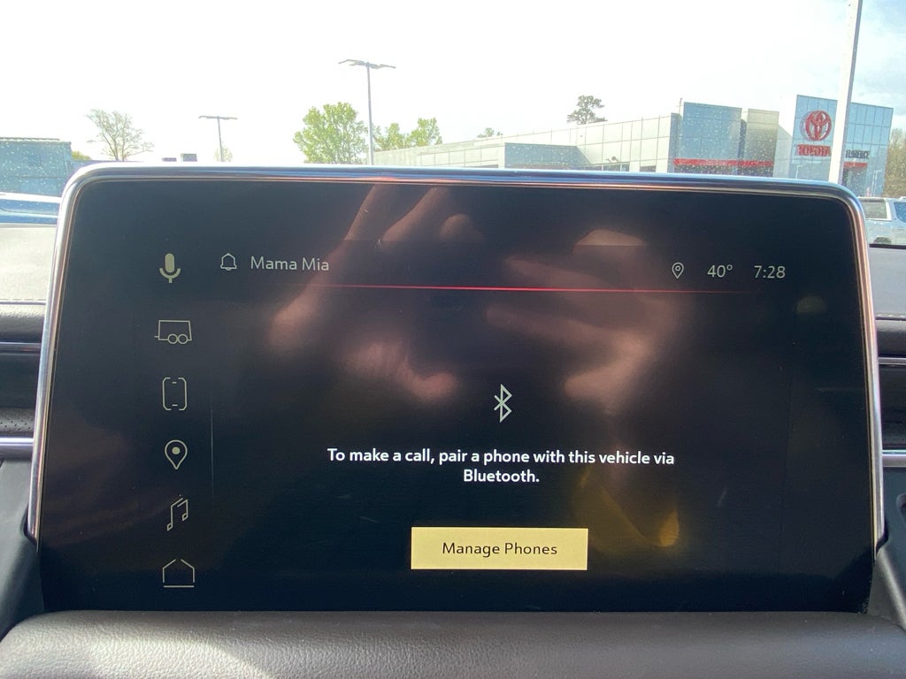 2023 GMC Yukon XL SLT