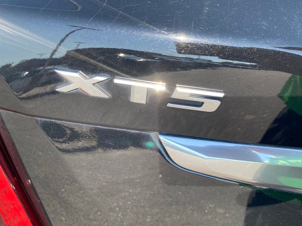 2023 Cadillac XT5 Luxury