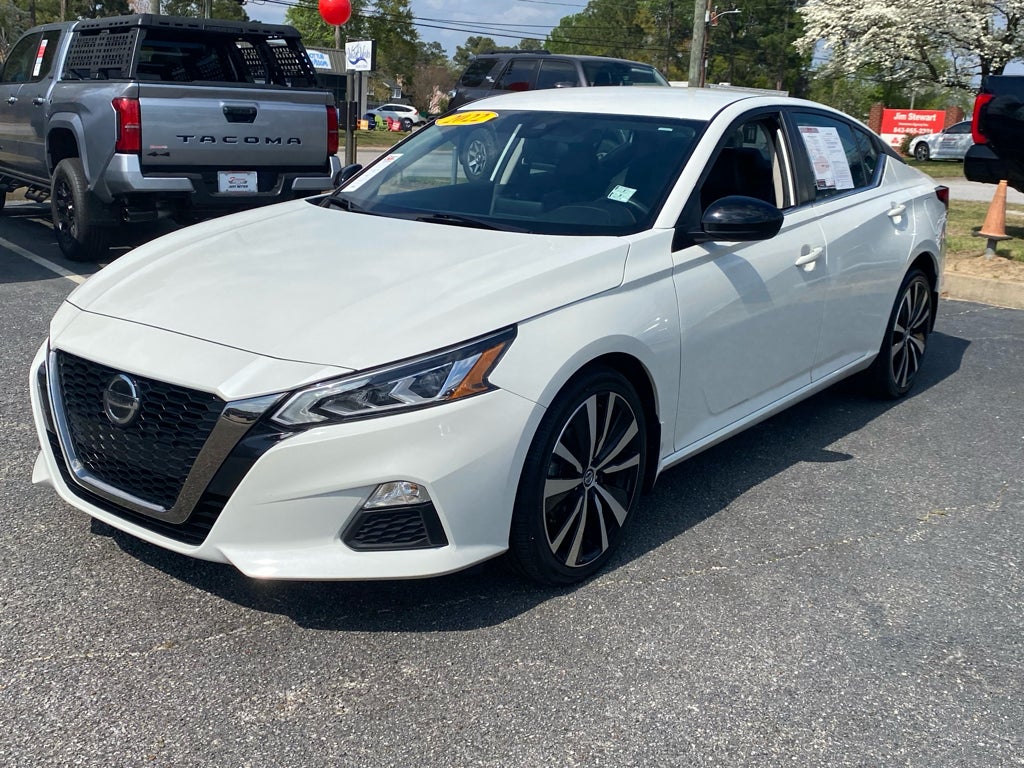 2022 Nissan Altima 2.5 SR