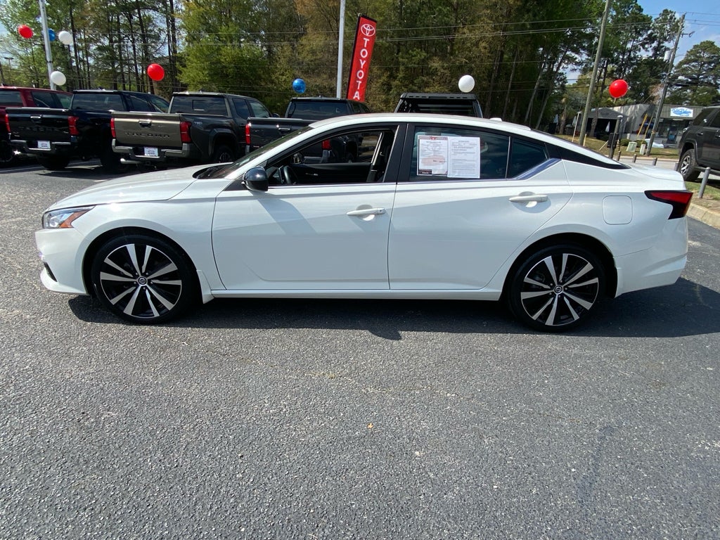 2022 Nissan Altima 2.5 SR