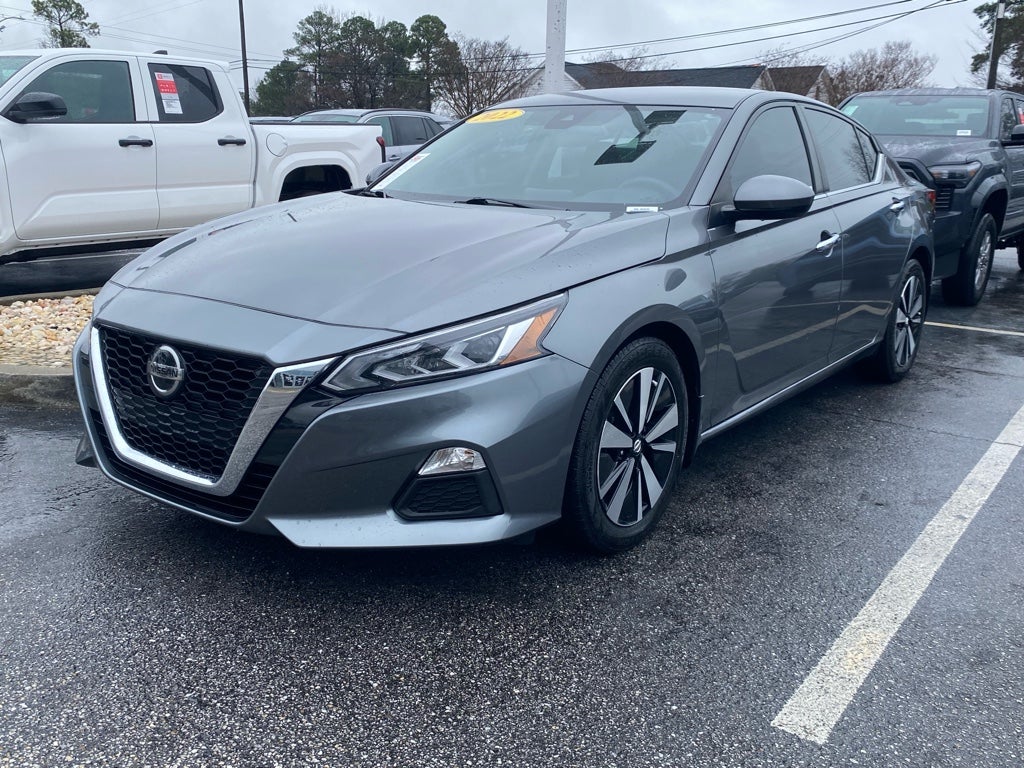 2022 Nissan Altima 2.5 SV