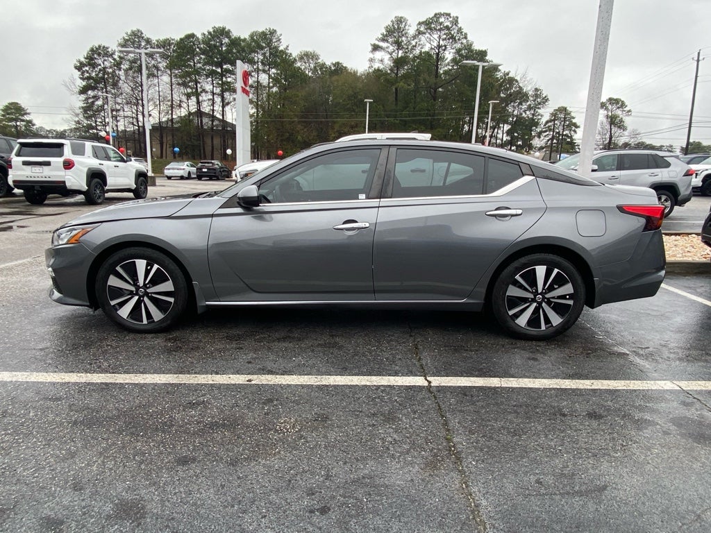 2022 Nissan Altima 2.5 SV