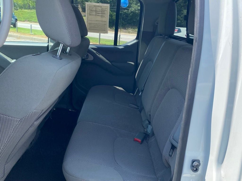 2016 Nissan Frontier SV