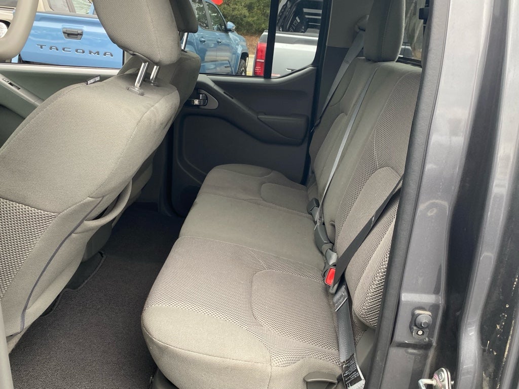 2021 Nissan Frontier SV