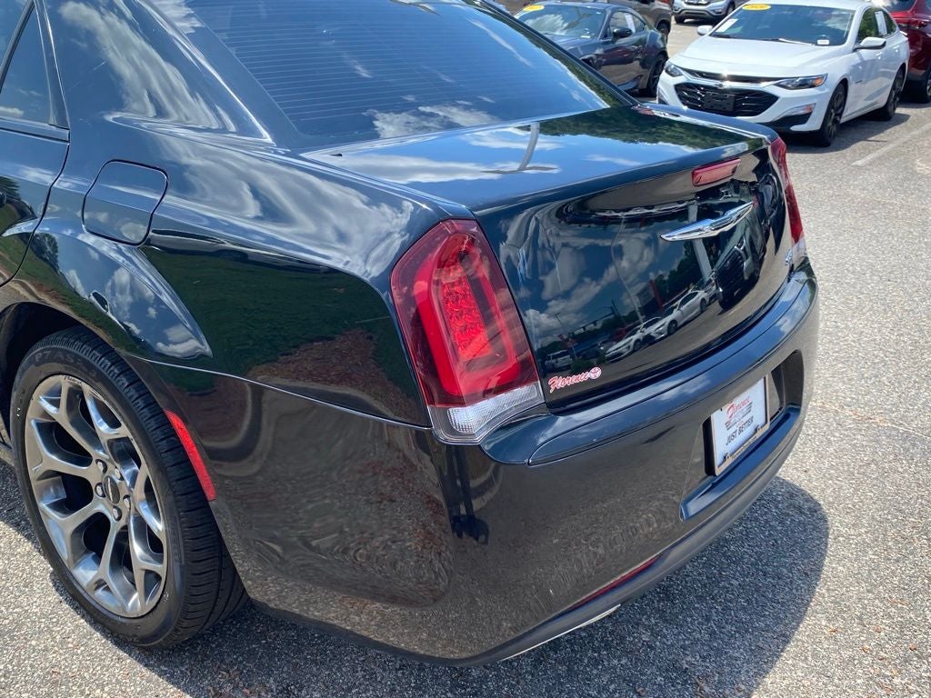 2018 Chrysler 300 Touring