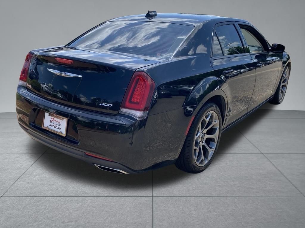 2018 Chrysler 300 Touring