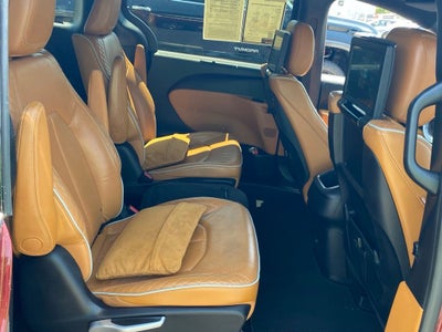 2021 Chrysler Pacifica Hybrid Pinnacle