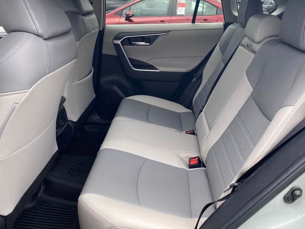 2022 Toyota RAV4 XLE Premium