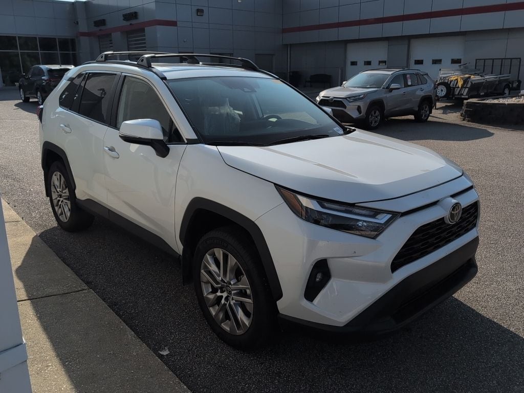 2025 Toyota RAV4 XLE Premium