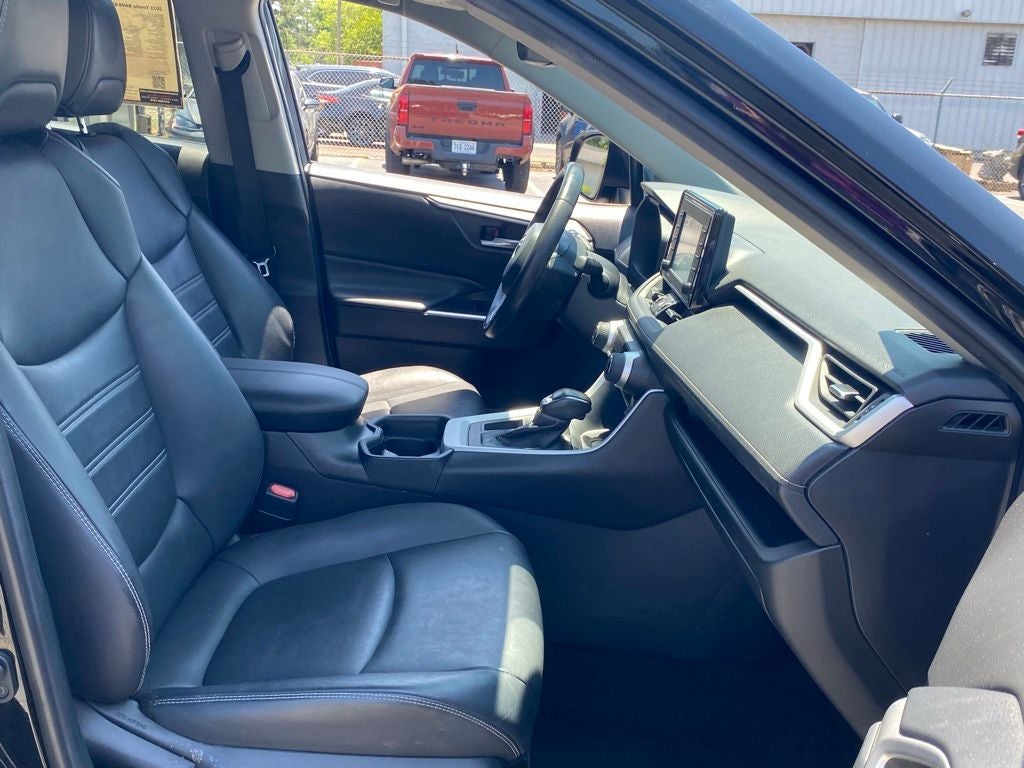 2021 Toyota RAV4 XLE Premium