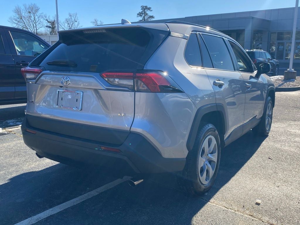 2021 Toyota RAV4 LE