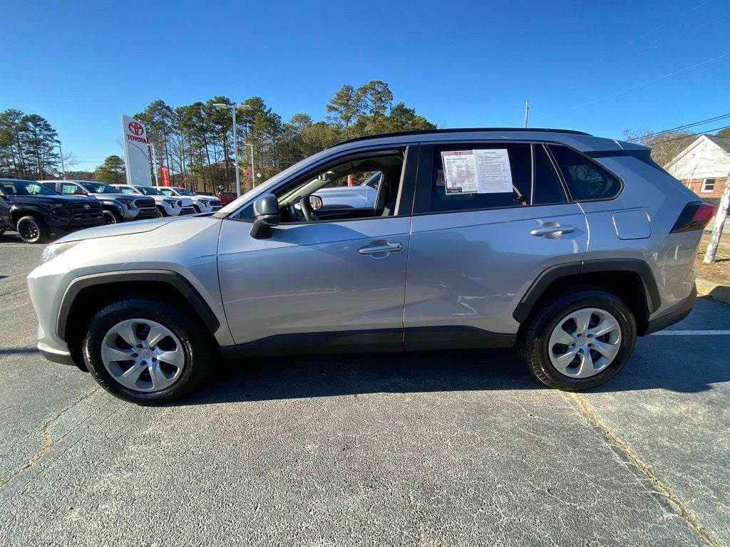 2021 Toyota RAV4 LE