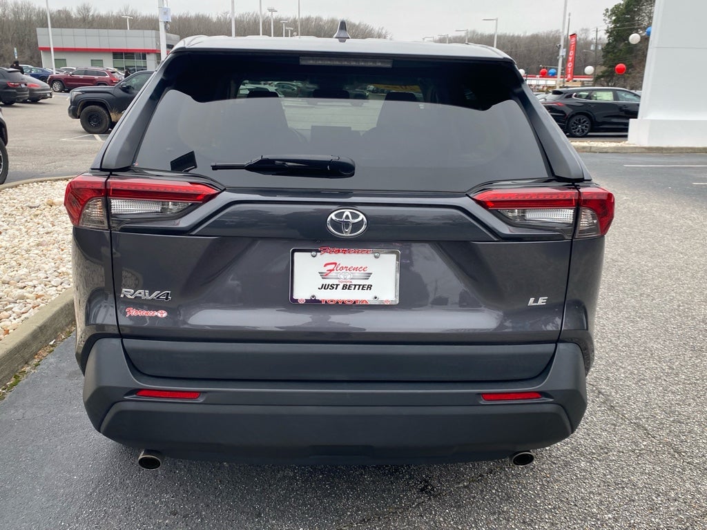 2022 Toyota RAV4 LE