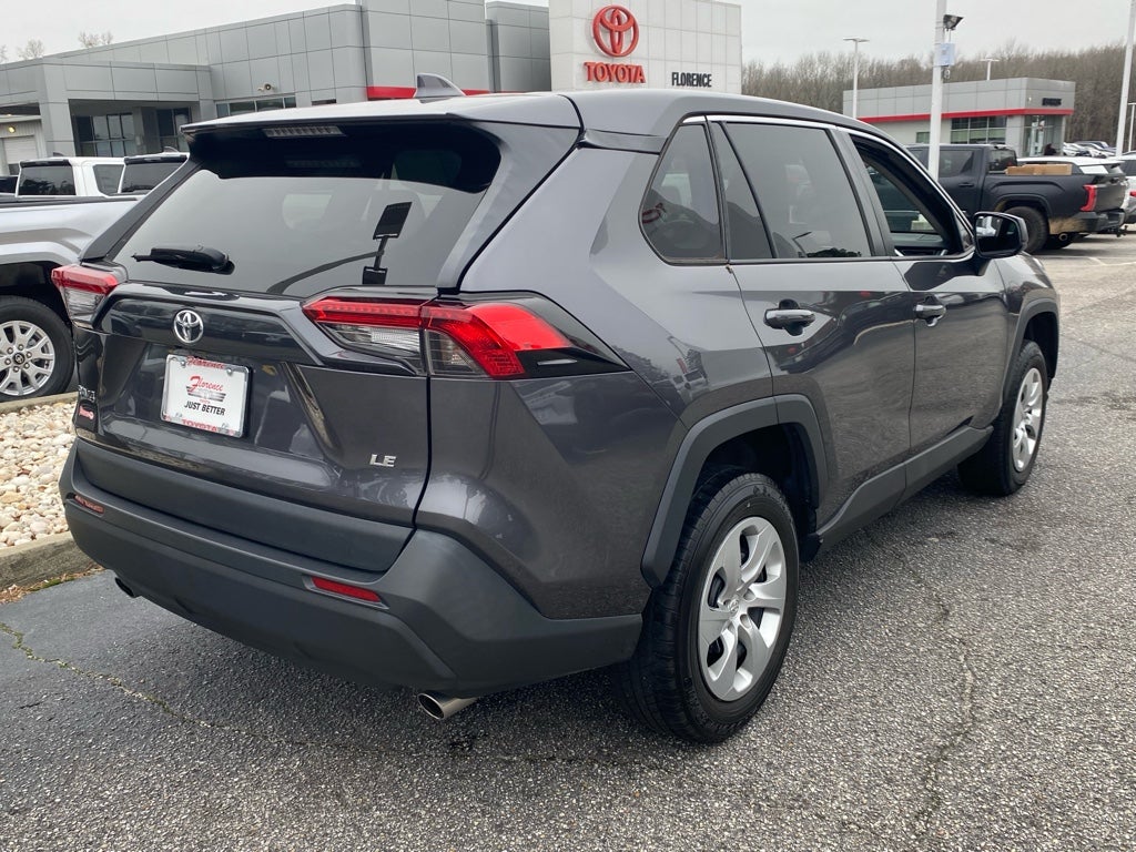 2022 Toyota RAV4 LE