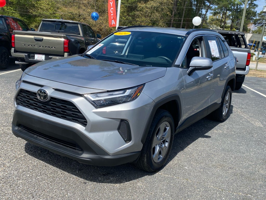 2024 Toyota RAV4 XLE