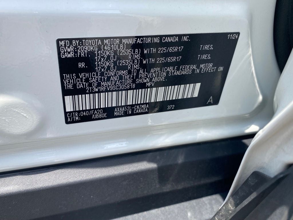 2025 Toyota RAV4 XLE