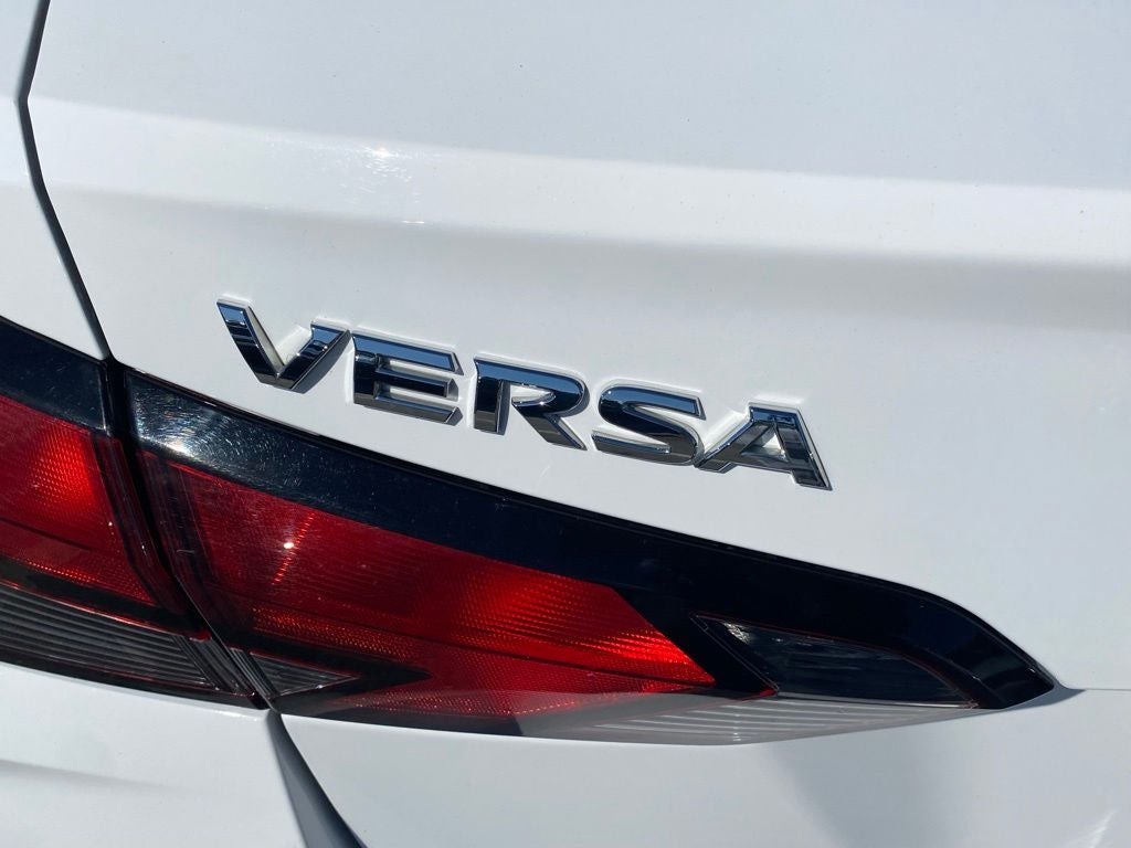 2024 Nissan Versa 1.6 S