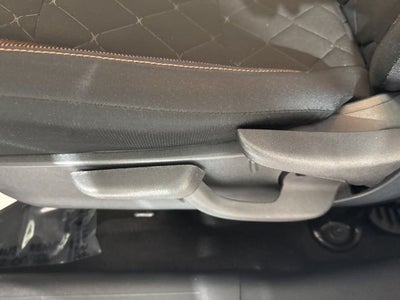 2018 Nissan Kicks SR