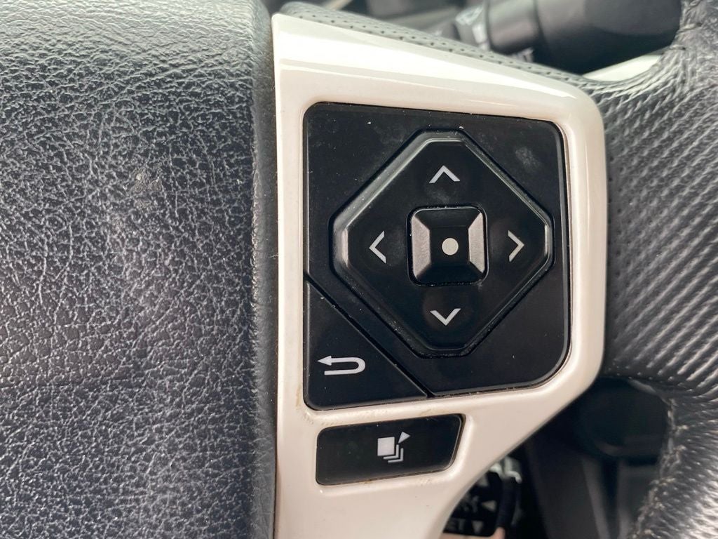 2020 Toyota Tacoma SR5 V6