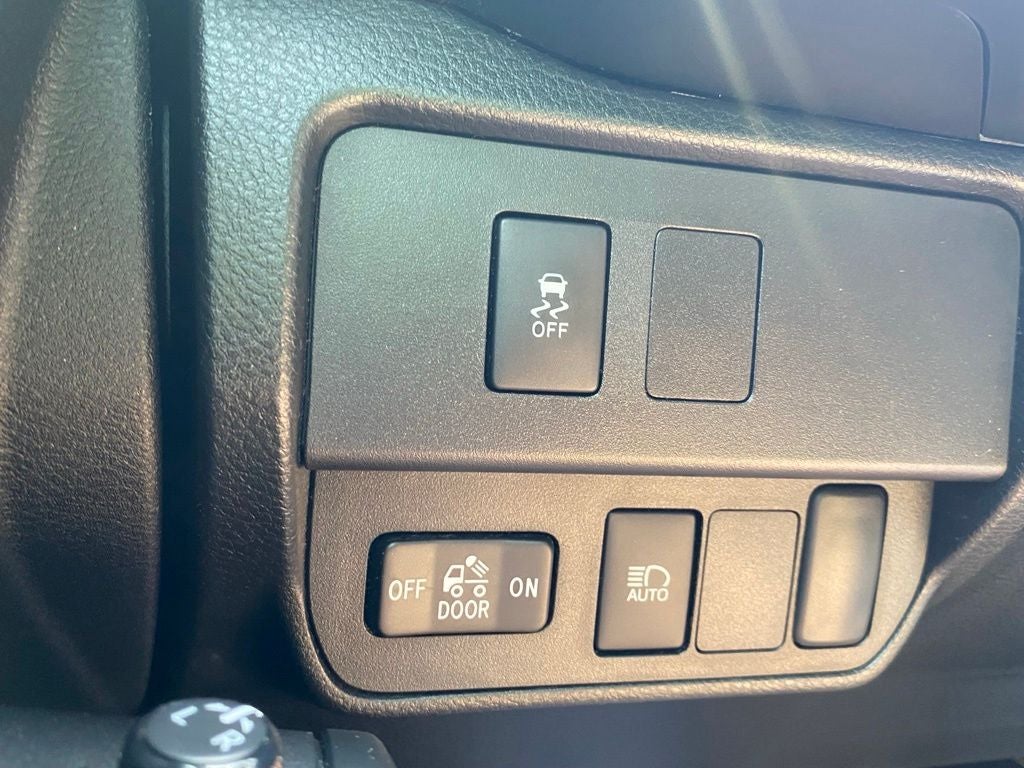 2020 Toyota Tacoma SR V6