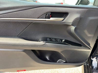 2025 Toyota Camry Hybrid LE