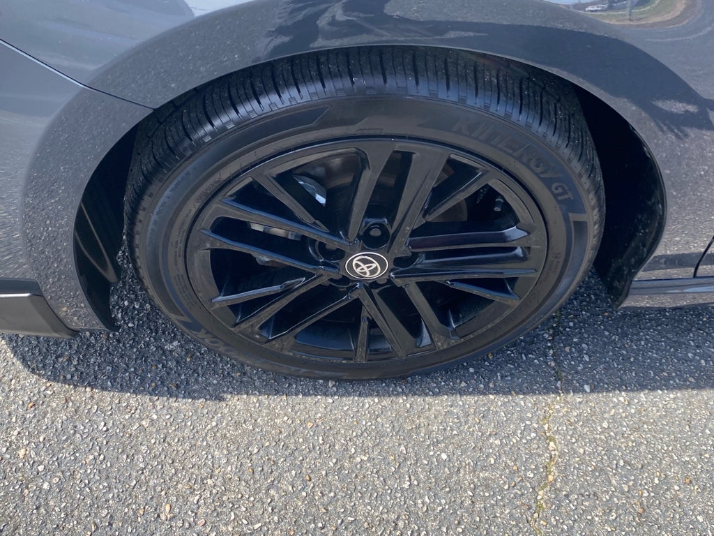 2025 Toyota Camry Hybrid SE