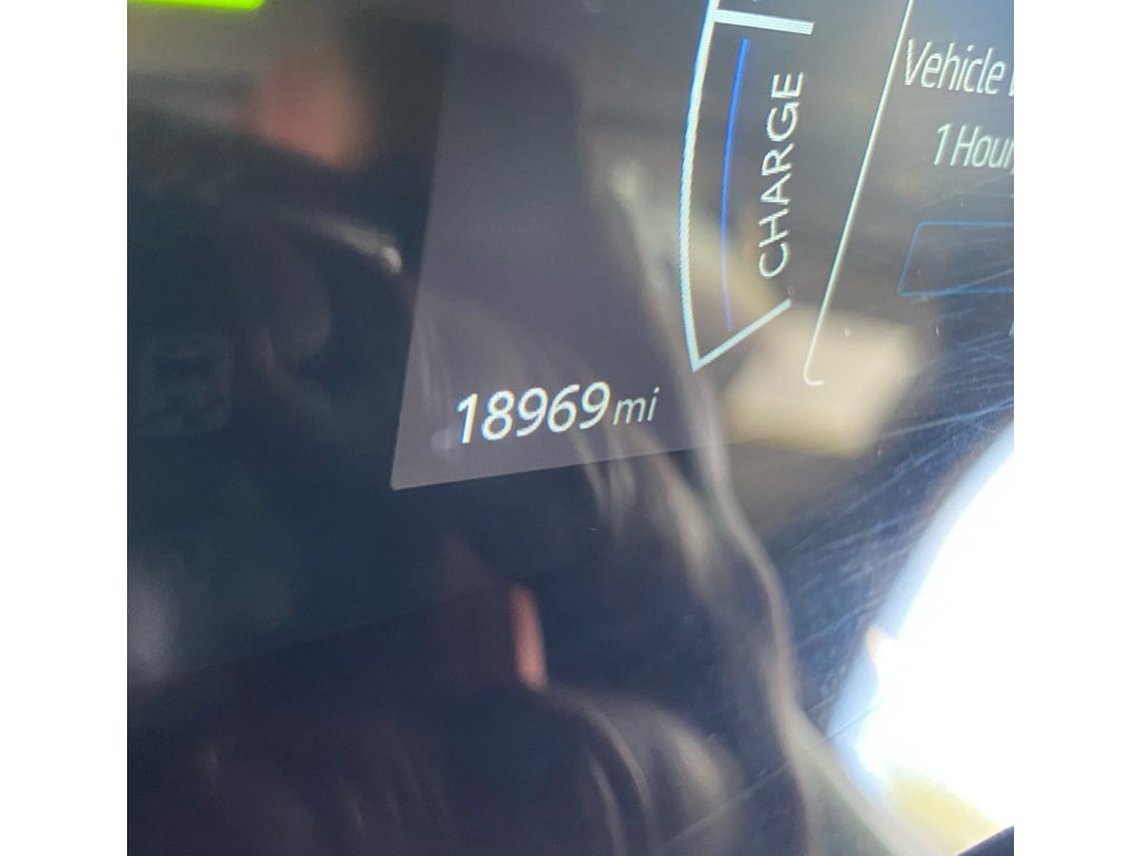 2025 Toyota Camry Hybrid SE