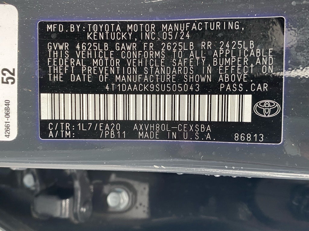 2025 Toyota Camry Hybrid SE