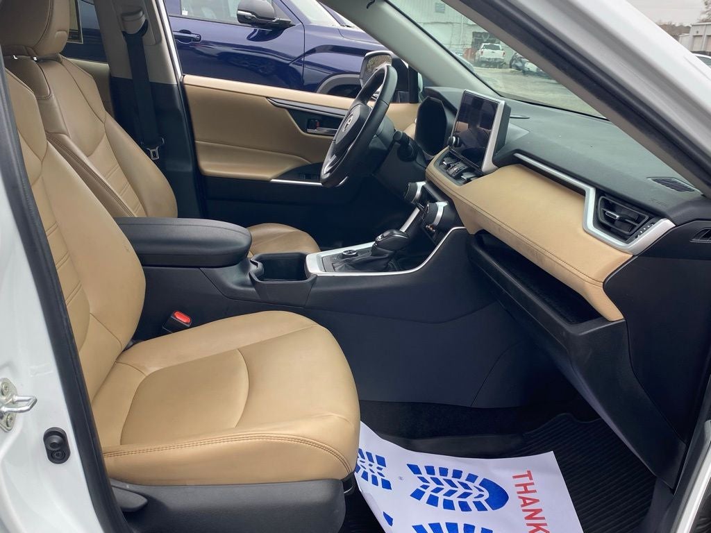 2024 Toyota RAV4 Hybrid XLE Premium