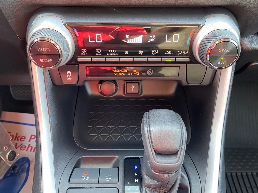2021 Toyota RAV4 Hybrid LE