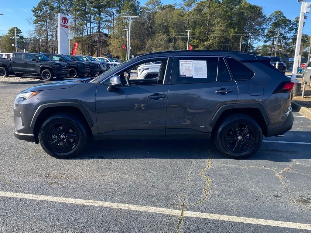 2024 Toyota RAV4 Hybrid XLE