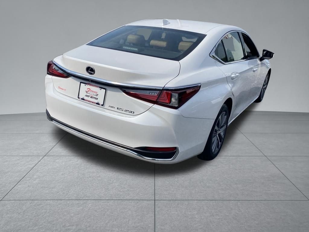 2021 Lexus ES 250