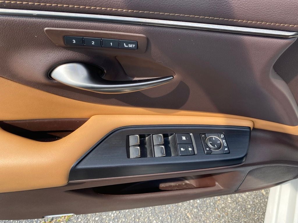 2021 Lexus ES 250
