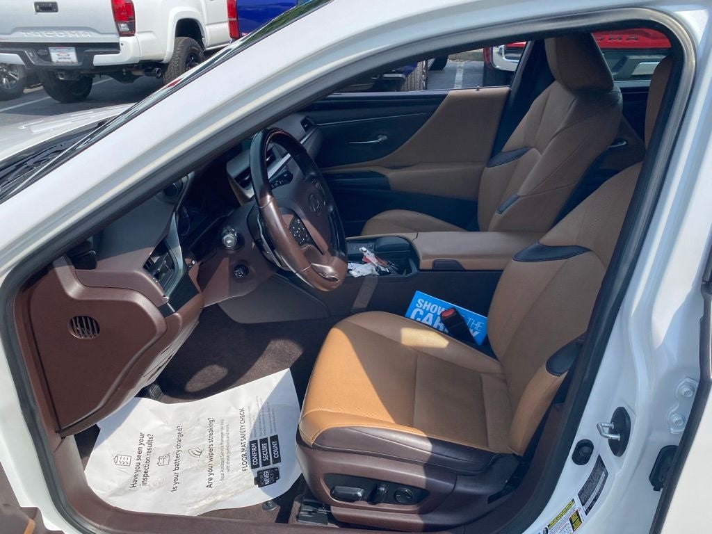 2021 Lexus ES 250