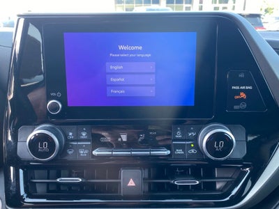 2024 Toyota Highlander Hybrid LE