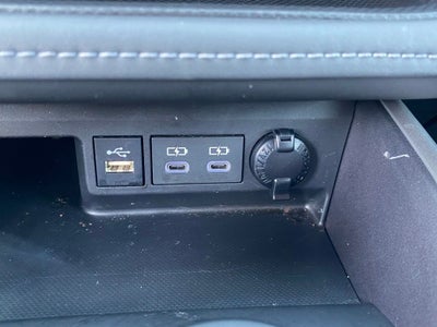 2024 Toyota Highlander Hybrid LE