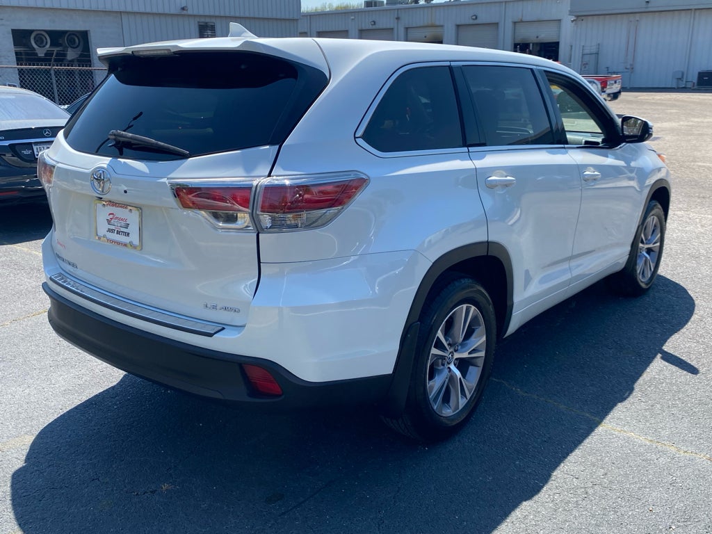 2016 Toyota Highlander LE Plus