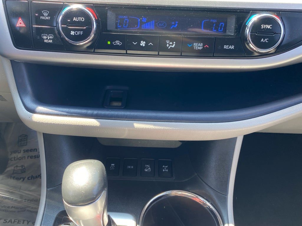 2016 Toyota Highlander LE Plus