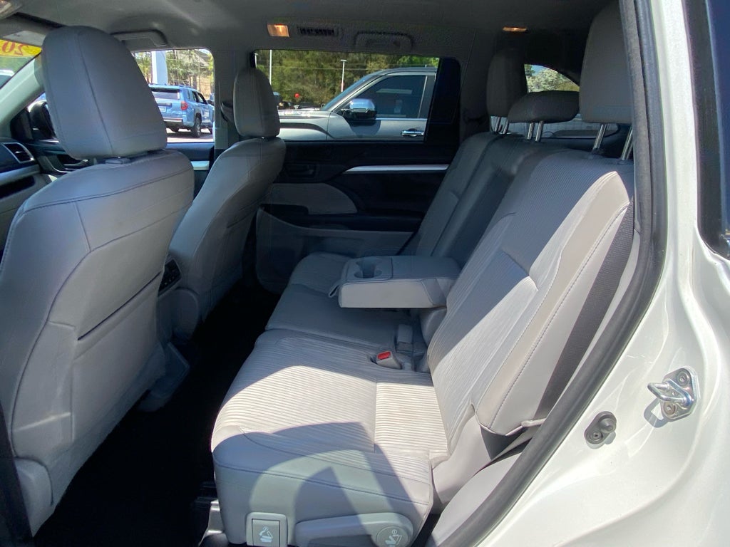 2016 Toyota Highlander LE Plus