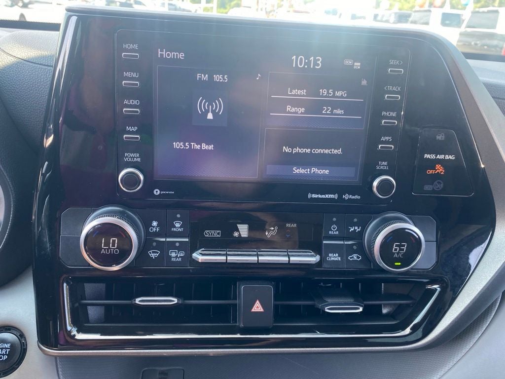 2022 Toyota Highlander LE