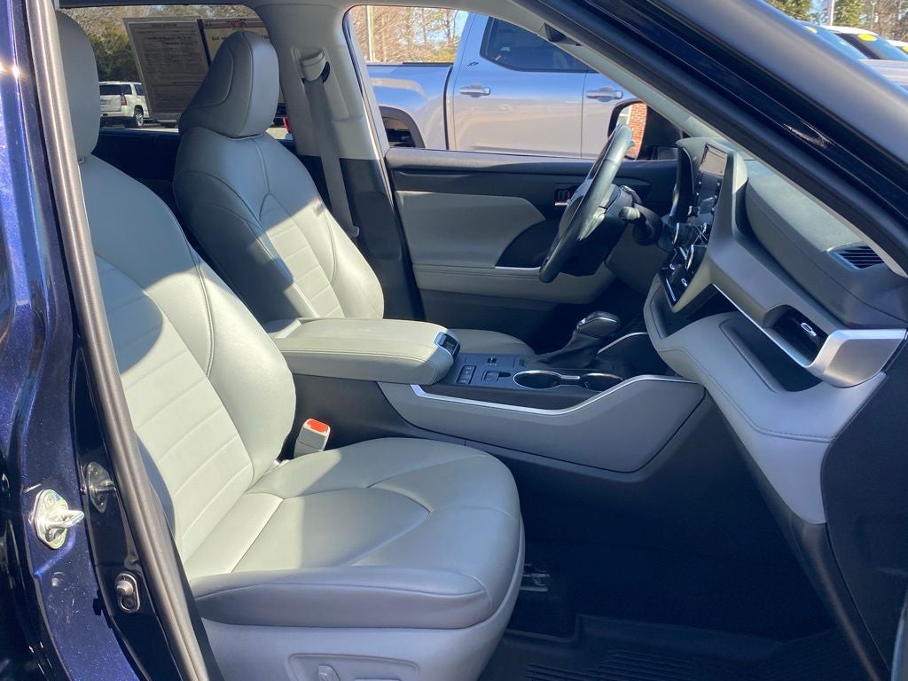 2020 Toyota Highlander XLE