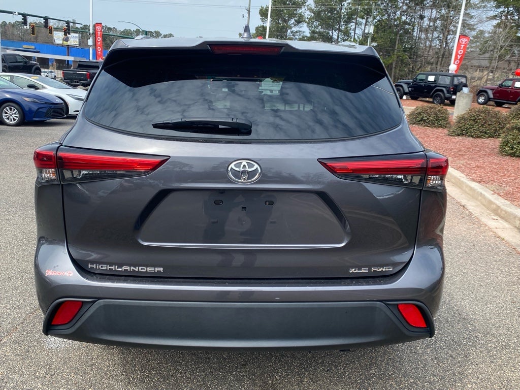 2022 Toyota Highlander XLE