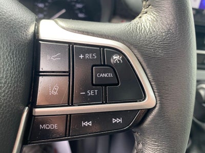 2025 Toyota Sienna XLE 8 Passenger