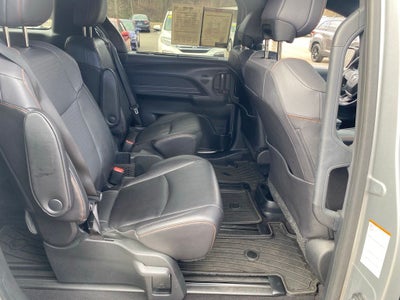 2024 Toyota Sienna XSE 7 Passenger