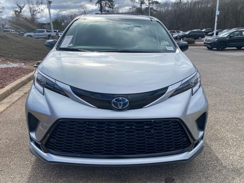 2024 Toyota Sienna XSE 7 Passenger