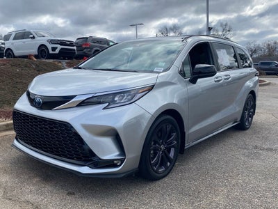2024 Toyota Sienna XSE 7 Passenger