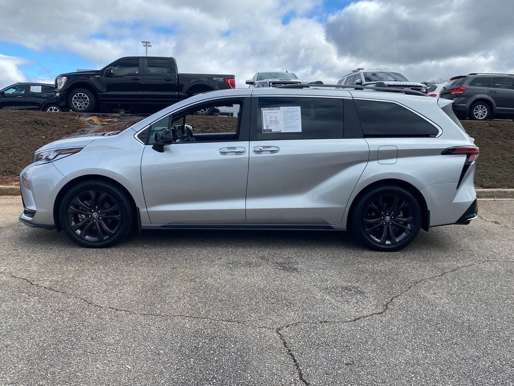 2024 Toyota Sienna XSE 7 Passenger