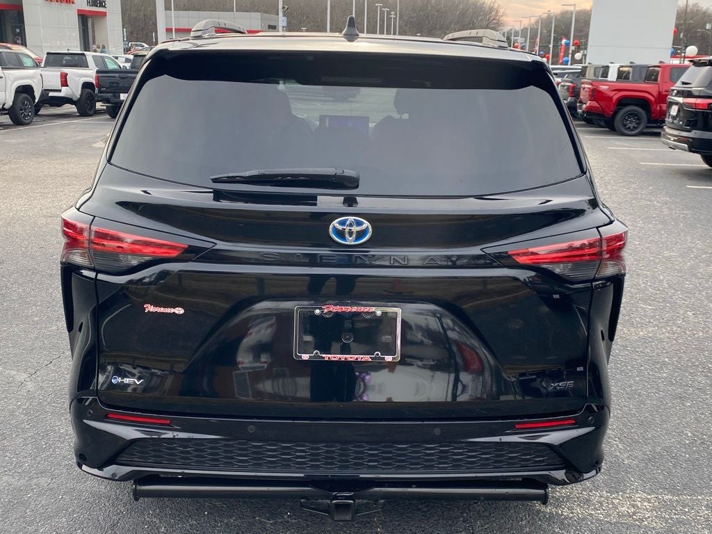 2025 Toyota Sienna XSE 7 Passenger