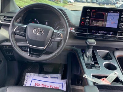 2023 Toyota Sienna XSE 7 Passenger